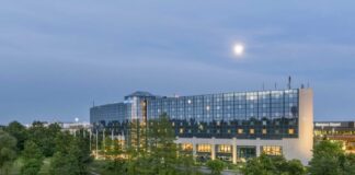 Außenansicht Maritim Airport Hotel Hannover mit 26 modernen Konferenz- und Eventräumen