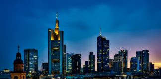 Wyndham Grand Frankfurt: Perfekt vernetzt – intern und extern