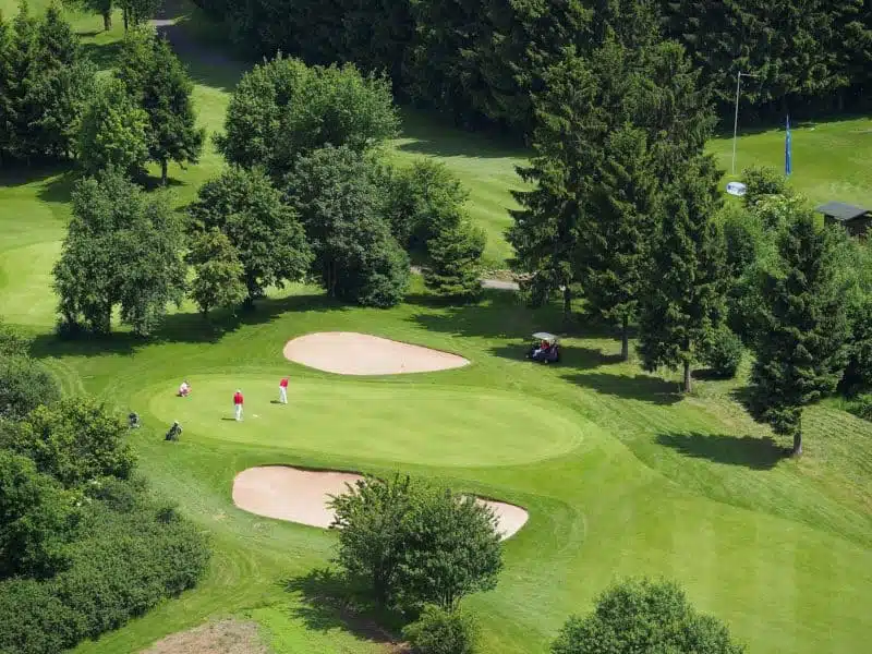 Der 18-Loch-Golfplatz vom Lindner Hotel & Sporting Club Wiesensee