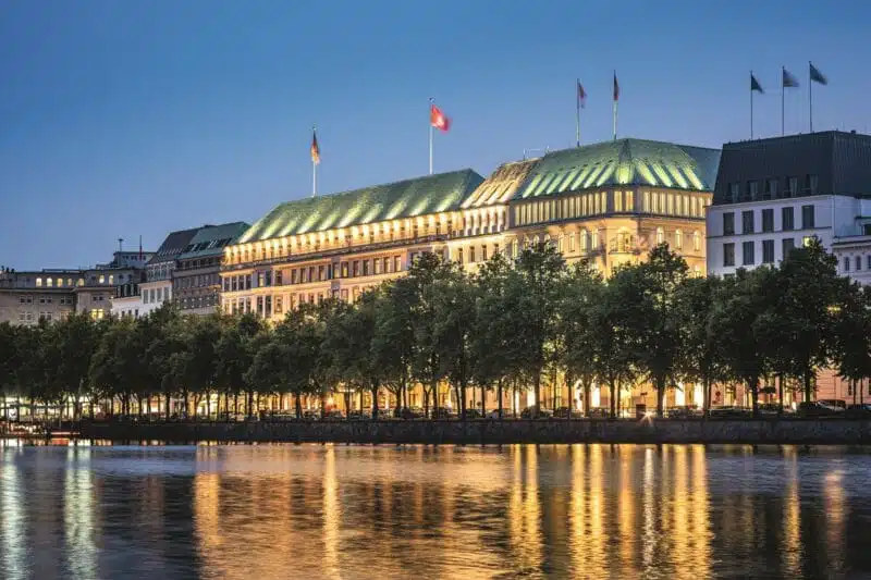 Gewinner des diesjährigen Rankings: Das Fairmont Hotel Vier Jahreszeiten in Hamburg