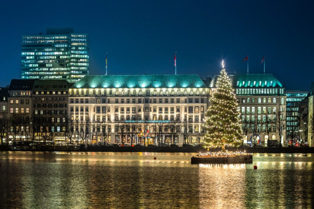Magische Weihnachtszeit im Hotel Vier Jahreszeiten Hamburg