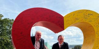 tMinisterpräsident Bodo Ramelow und Erfurts Bürgermeister Bausewein bei der Präsentation der Fest-Programms zum Tag der Deutschen Einheit 2022 auf dem Petersberg