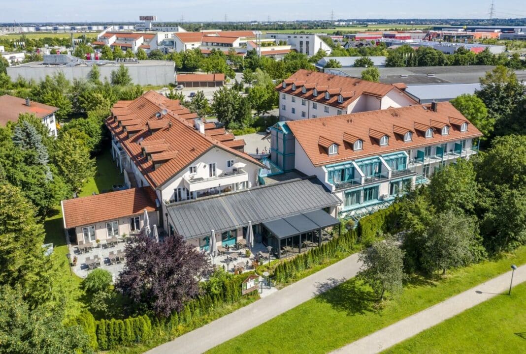 Außenansicht Best Western Plus Hotel Erb in Parsdorf bei München