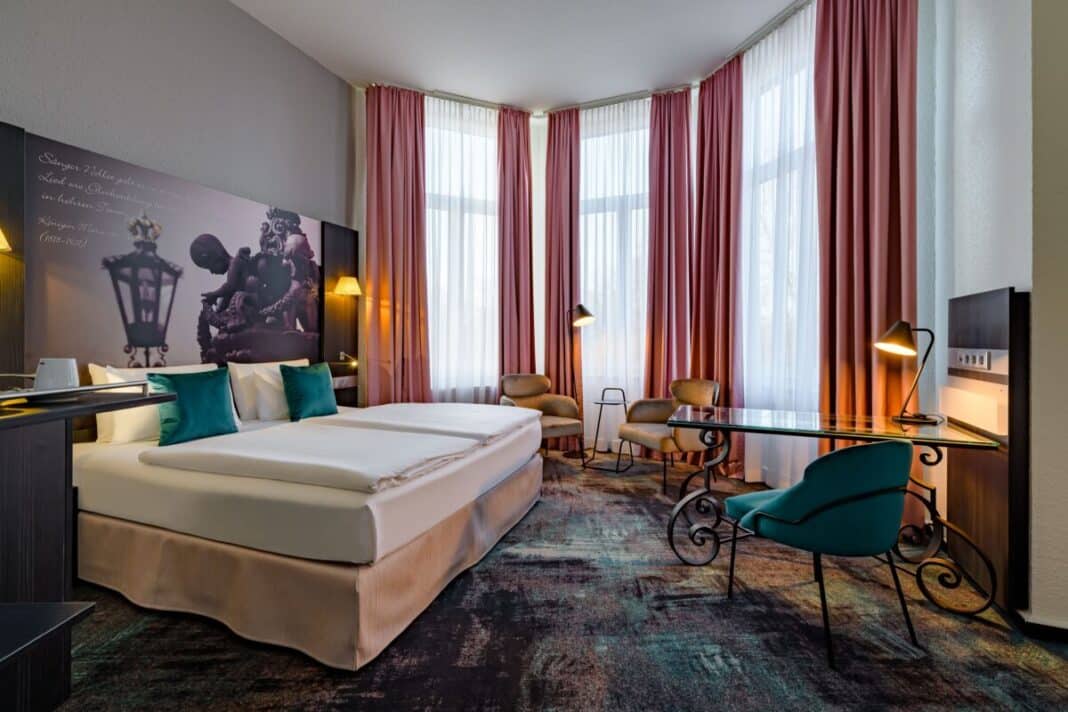 „Von Schritt zu Schritt bis in die Zimmer“: Im Mercure Hotel Hannover City prägt ganzheitliche Wohlfühlatmosphäre das Ambiente. (Foto: Christoph Weiß)
