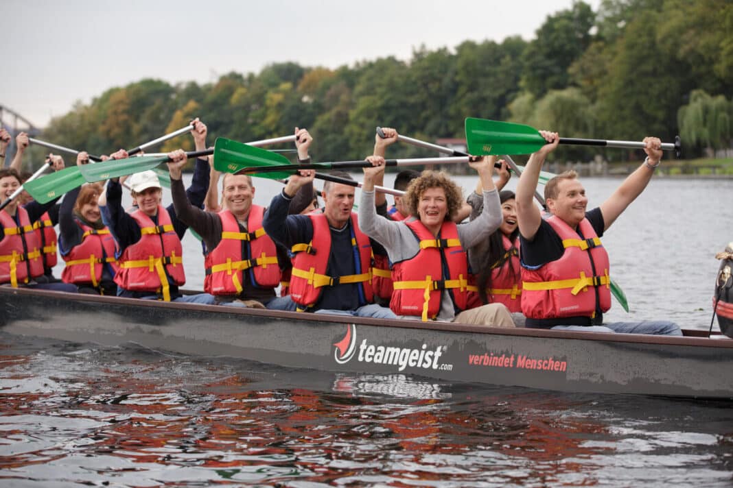 Der erste Firmen Drachenboot Cup in Berlin